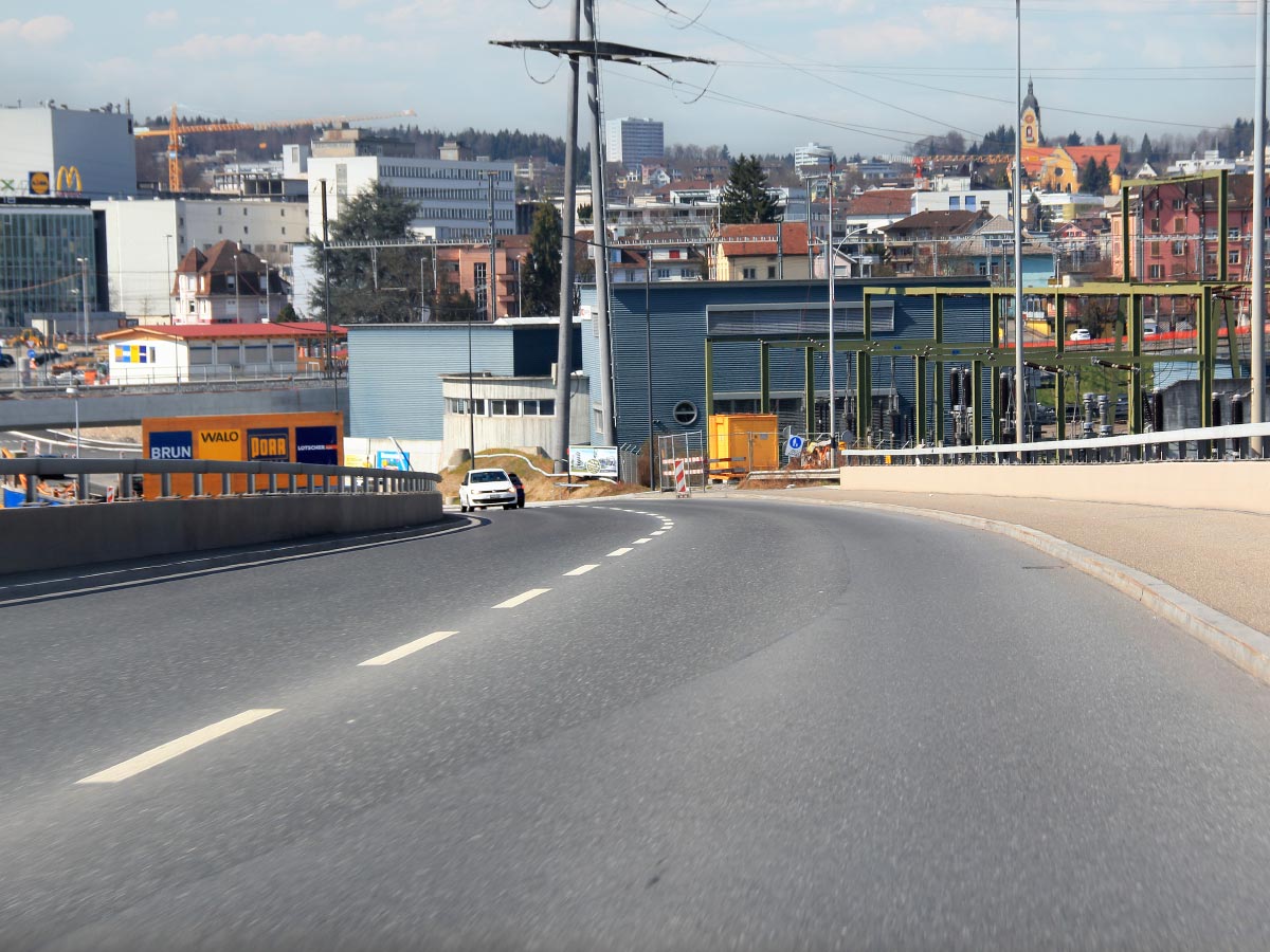 Straßenverkehrsauffahrt